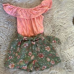 Paper Doll Shorts Romper little girls xs.